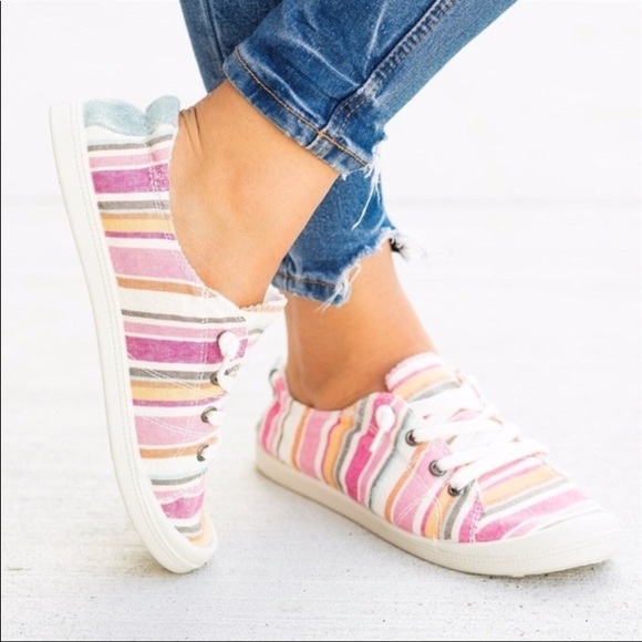 SUMMERTIME Striped Sneakers - Picture 2 of 2